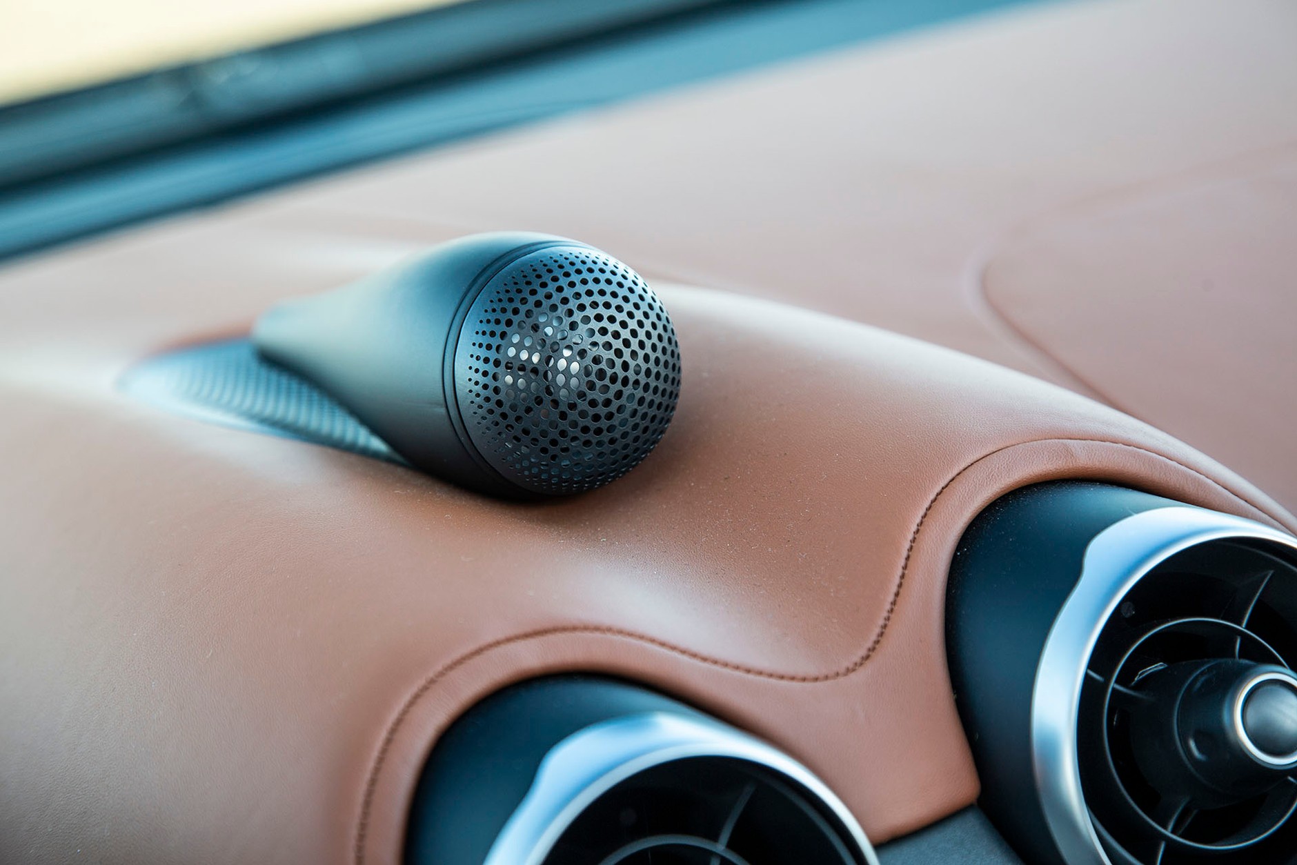 McLaren 570S Spider - moc pod kontrolą