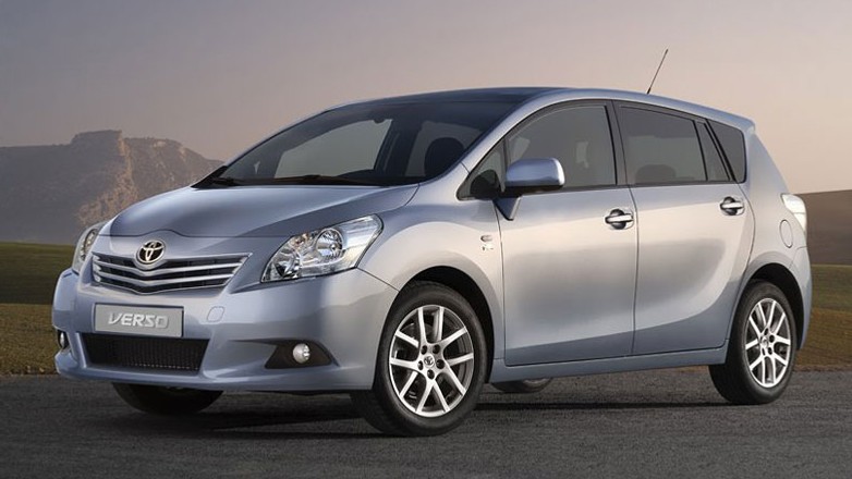 Genewa 2009: Toyota Verso w stylu nowego Avensisa