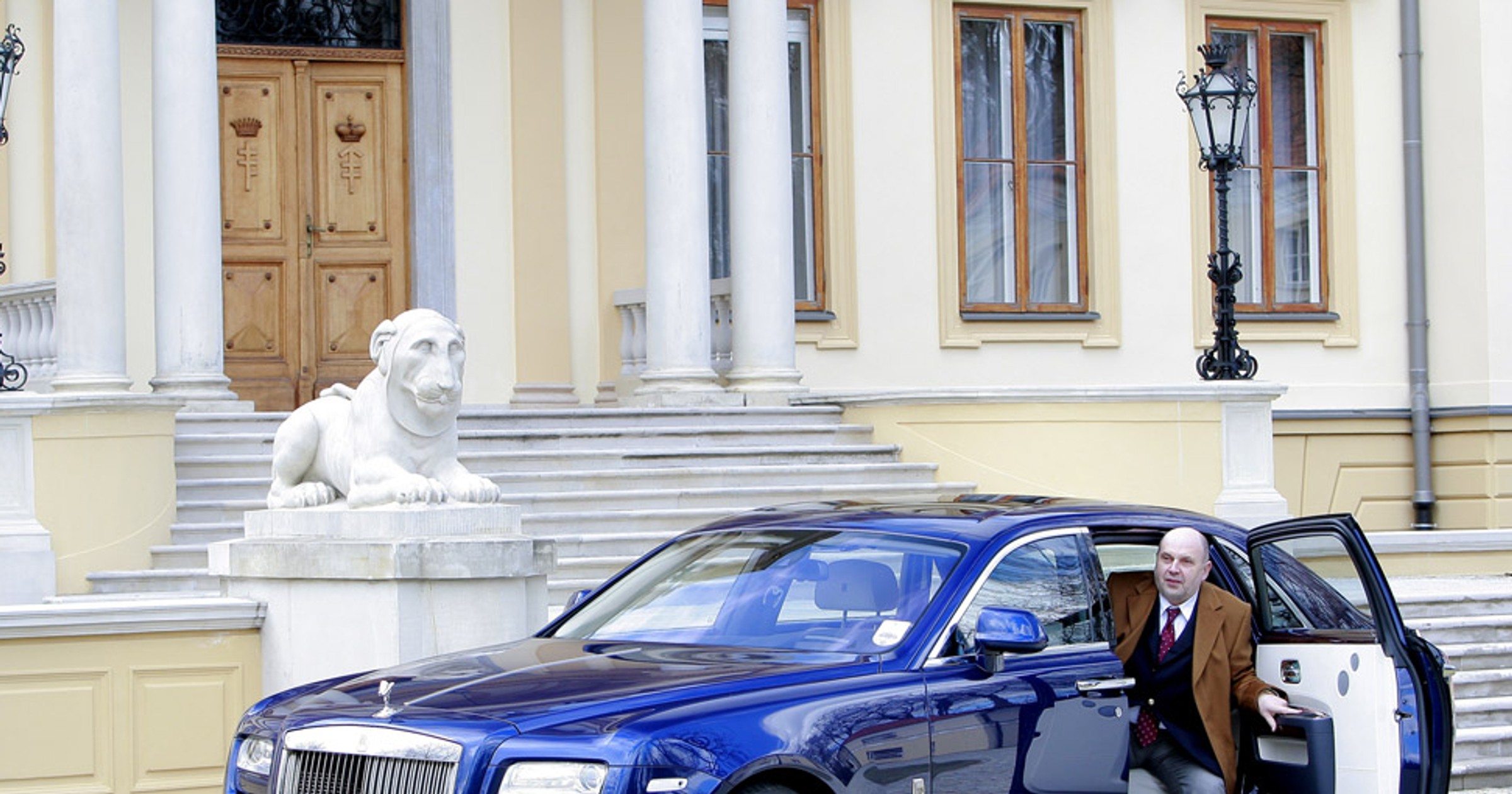 Rolls-Royce Ghost EWB: tylko z kierowcą