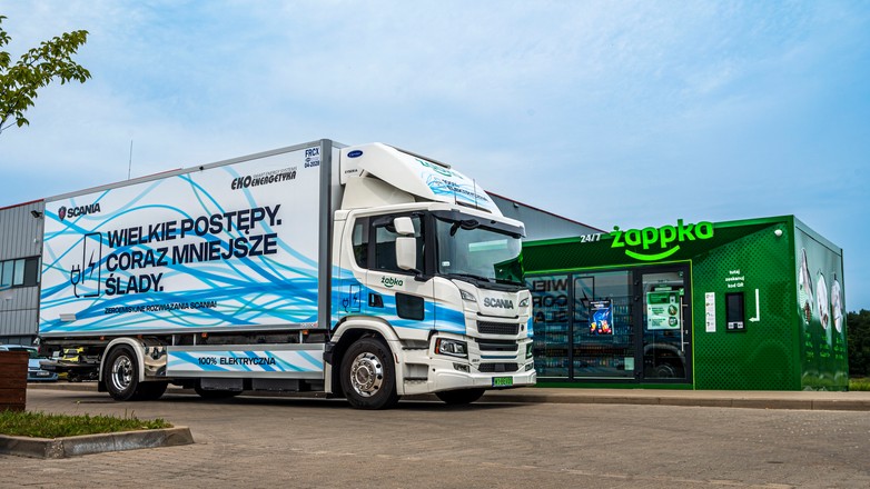 Elektryczna ciężarówka Scania na testach w Żabce