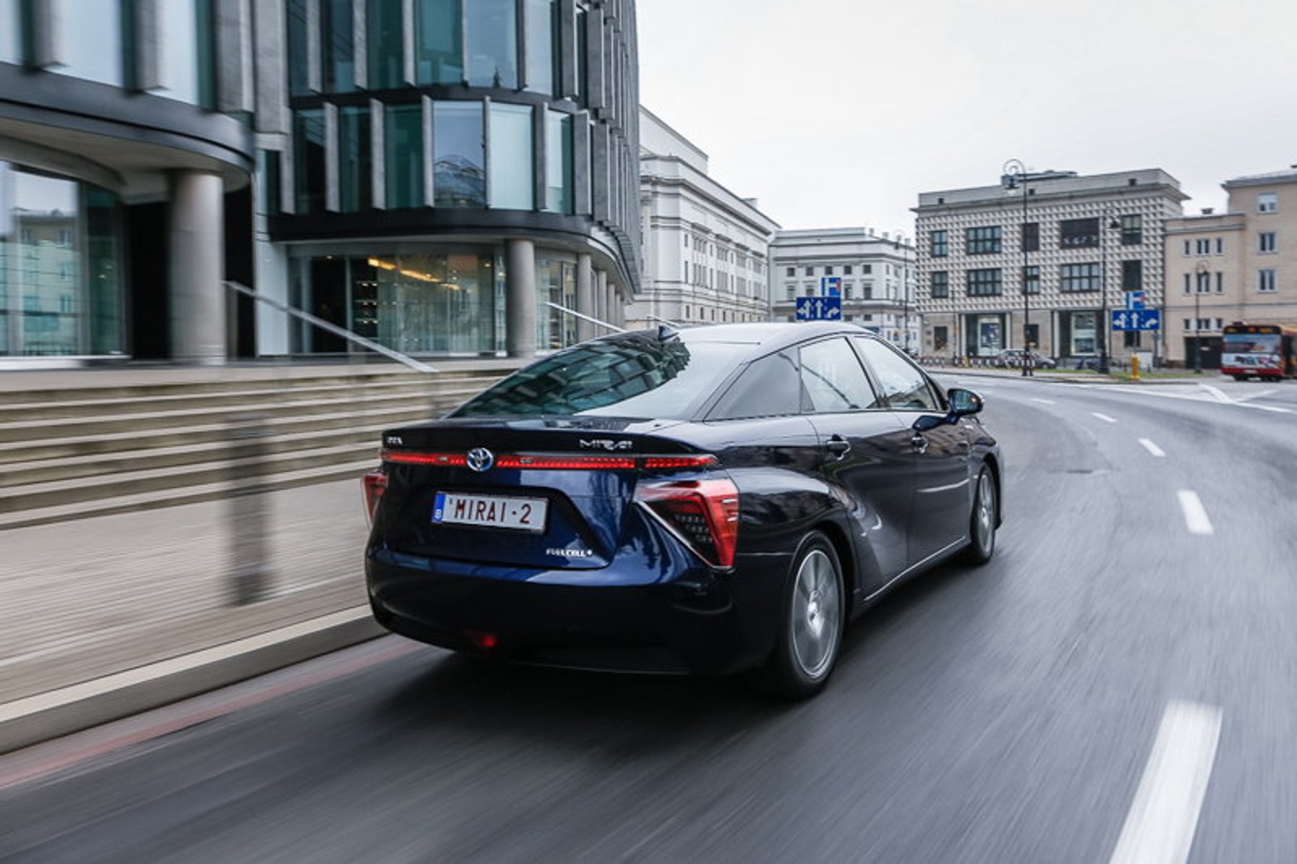 Toyota Mirai w Warszawie