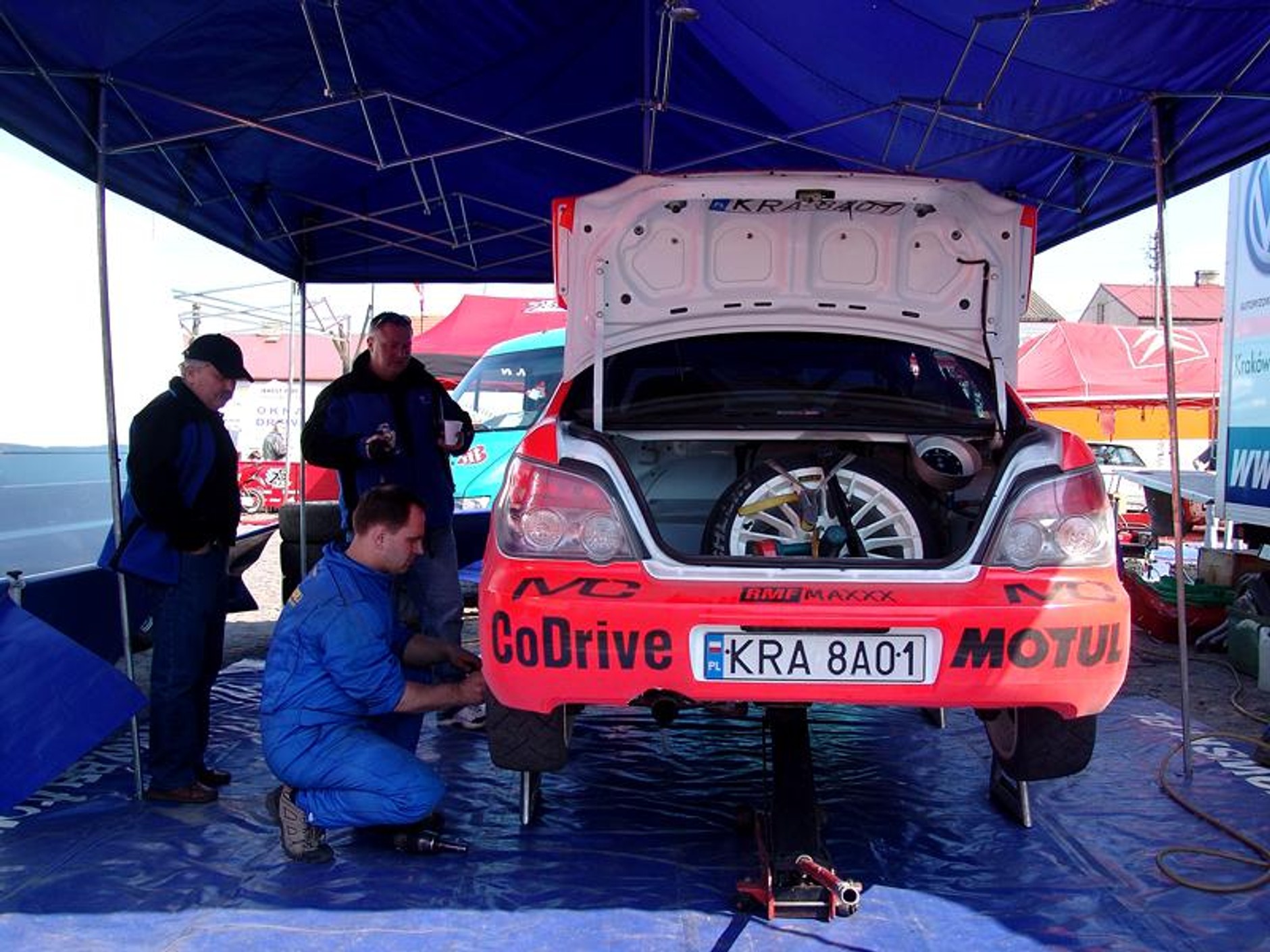 Rajd Mazowiecki 2007: Maciejewski królem wiosny (fotogaleria)