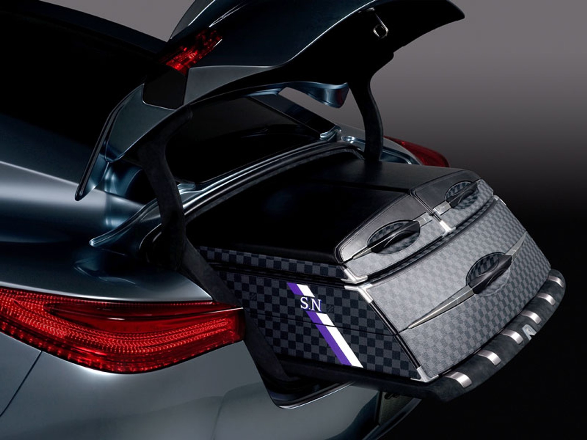 Genewa 2009: Infiniti Essence Concept (fotogaleria)