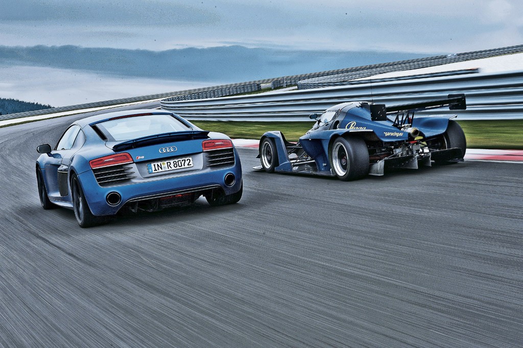 Praga R1 w starciu z Audi R8: diabeł jeździ sobie Pragą