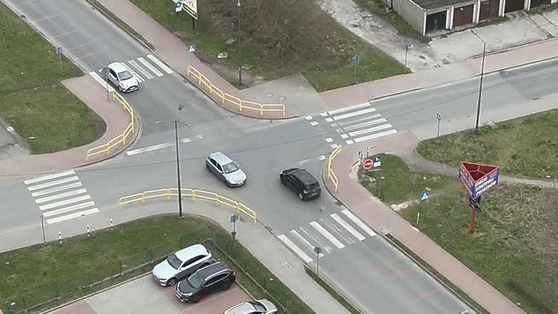 Kierowcy ignorują znak B-20 i dostają mandaty