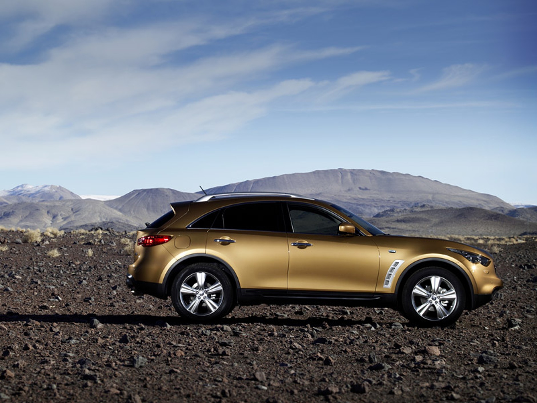 Infiniti FX37: nowa wersja dla Europy