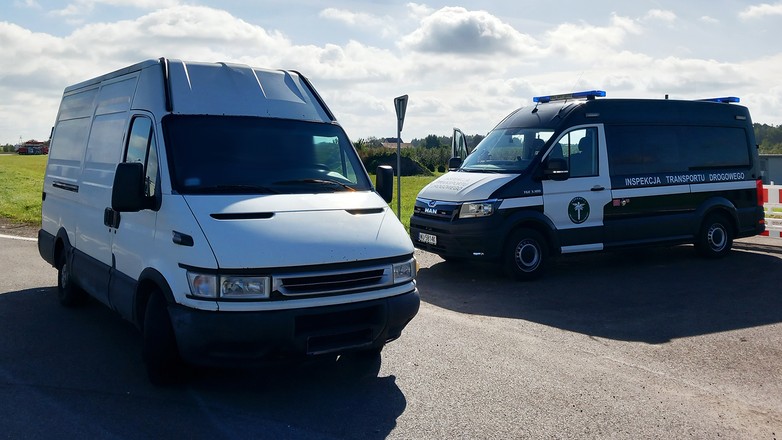 Inspektorzy ITD zatrzymali kierowcę, który ledwo trzymał się kierownicy