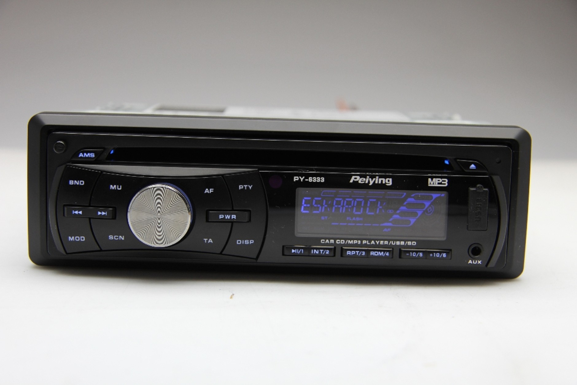 Peiying PY6333: test radia za 220 zł