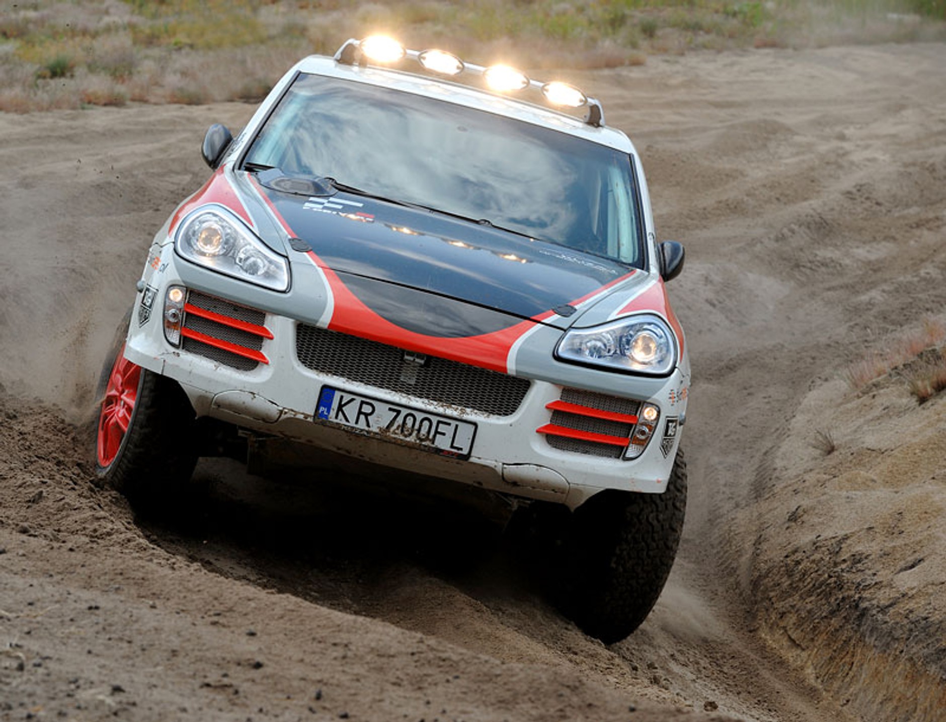 Porsche Cayenne STT Racing: Komornicki i Marton - testy nowego samochodu (fotogaleria)