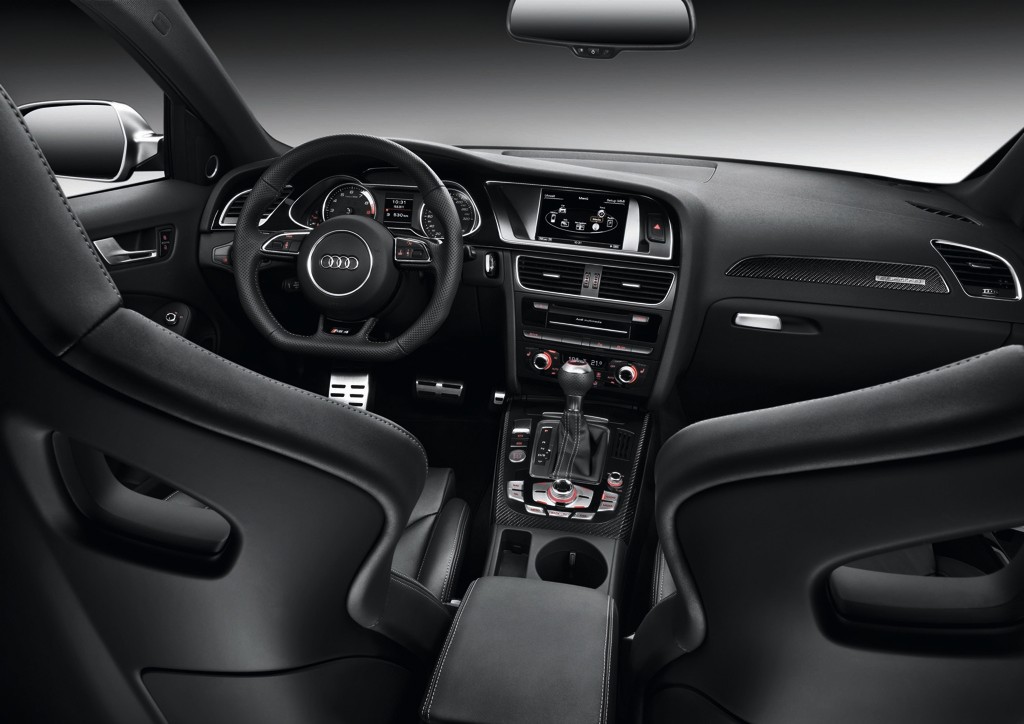 Audi RS4 Avant: Rodzinny sportowiec