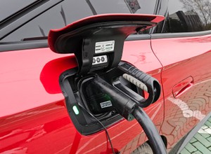 Włoski UOKiK bierze w obronę kierowców. Producenci elektryków podejrzani o oszukiwanie