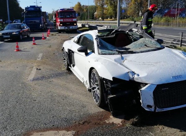 Audi R8 dachowało na południu Polski