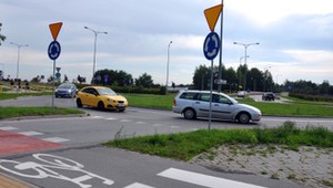 Utrapienie kierowców może zniknąć z rond. Ministerstwo zapowiada zmiany