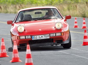 Porsche 928 S - porządna porcja Porsche