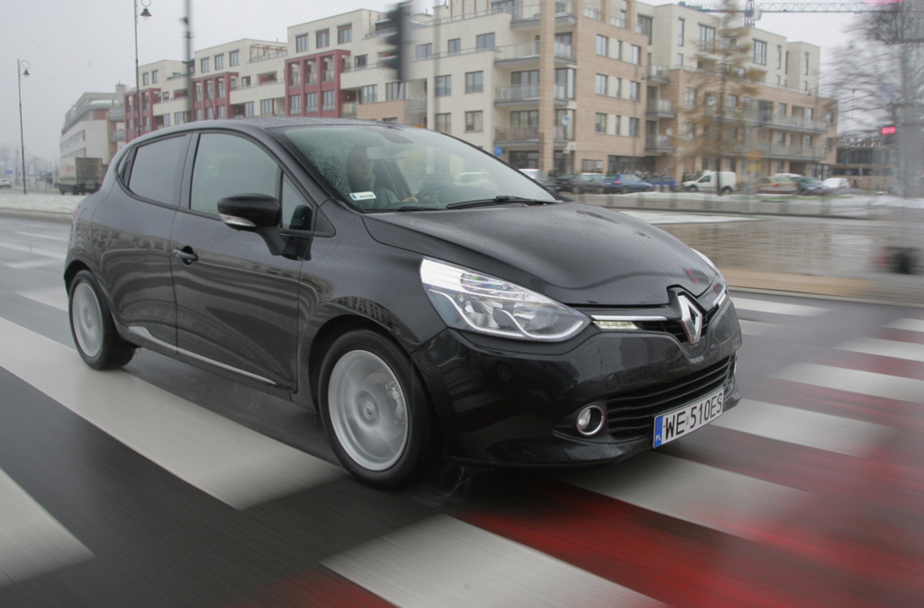 Auto Świat Test Team: czytelnicy testują Peugeota 208 i Renault Clio