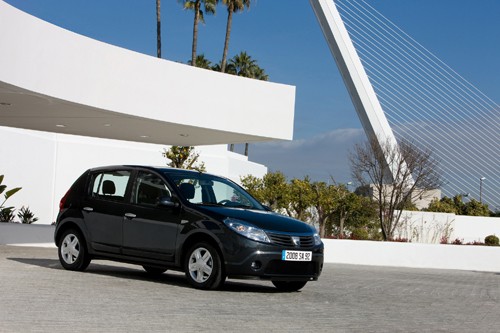 Dacia Sandero - Hatchback za "grosze"