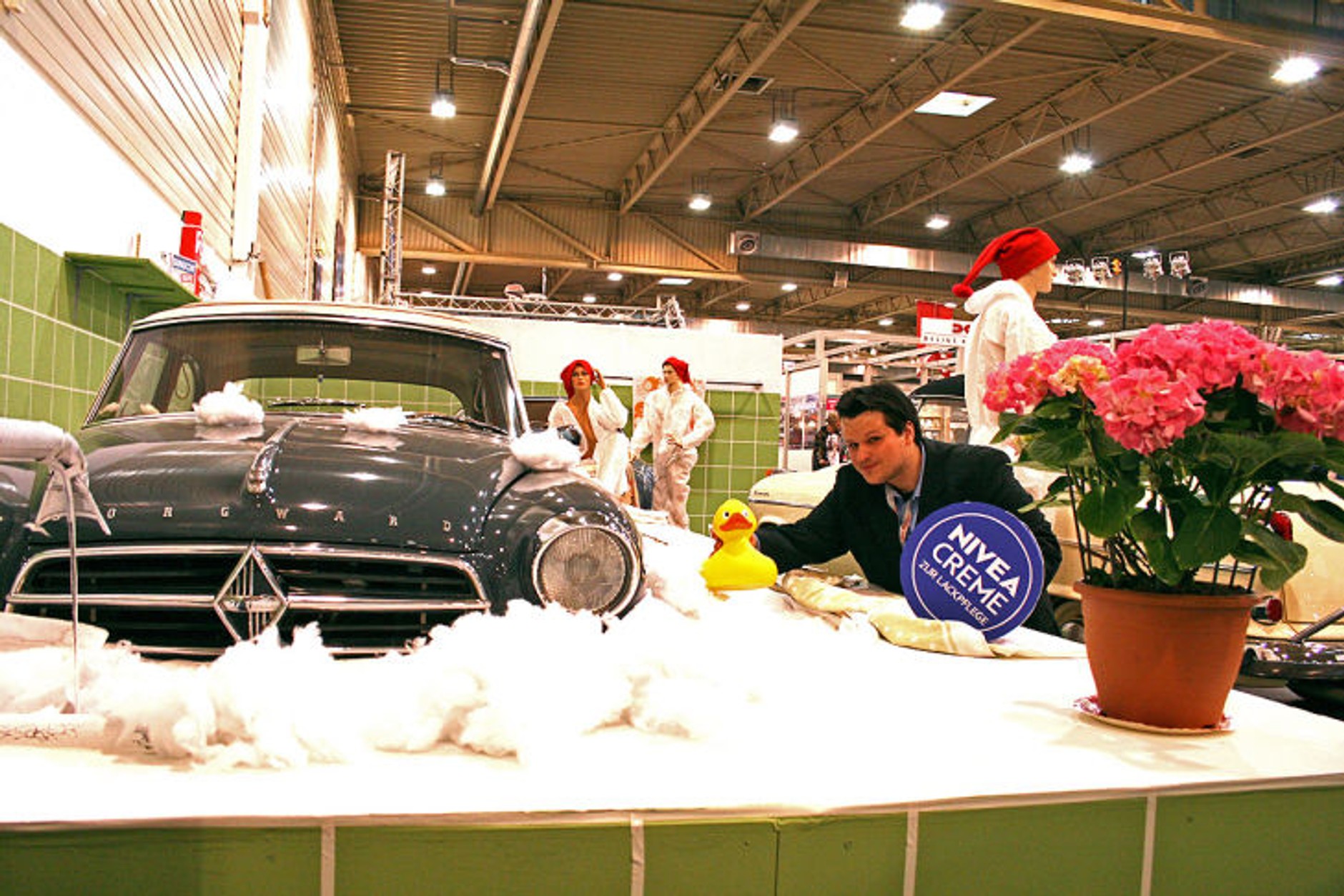 25.Techno Classica Essen 2013 - uczta dla miłośników oldtimerów