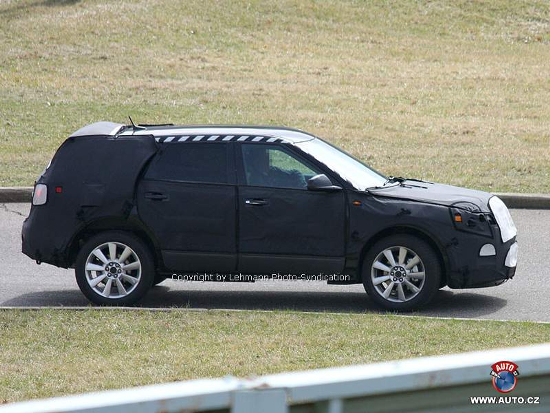 Zdjęcia szpiegowskie: Saab 9-4X – SUV z Meksyku?