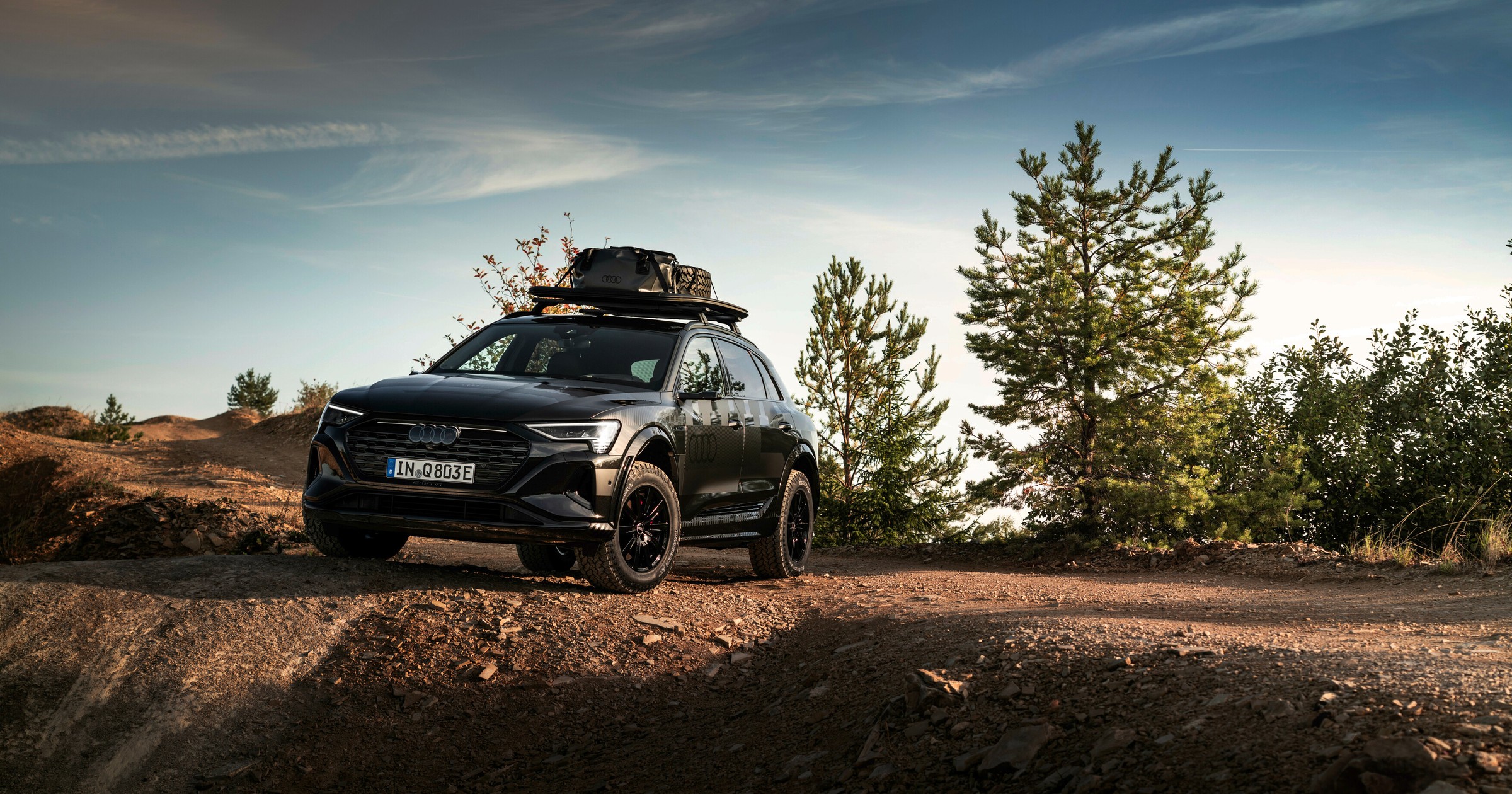 Audi Q8 e-tron edition Dakar