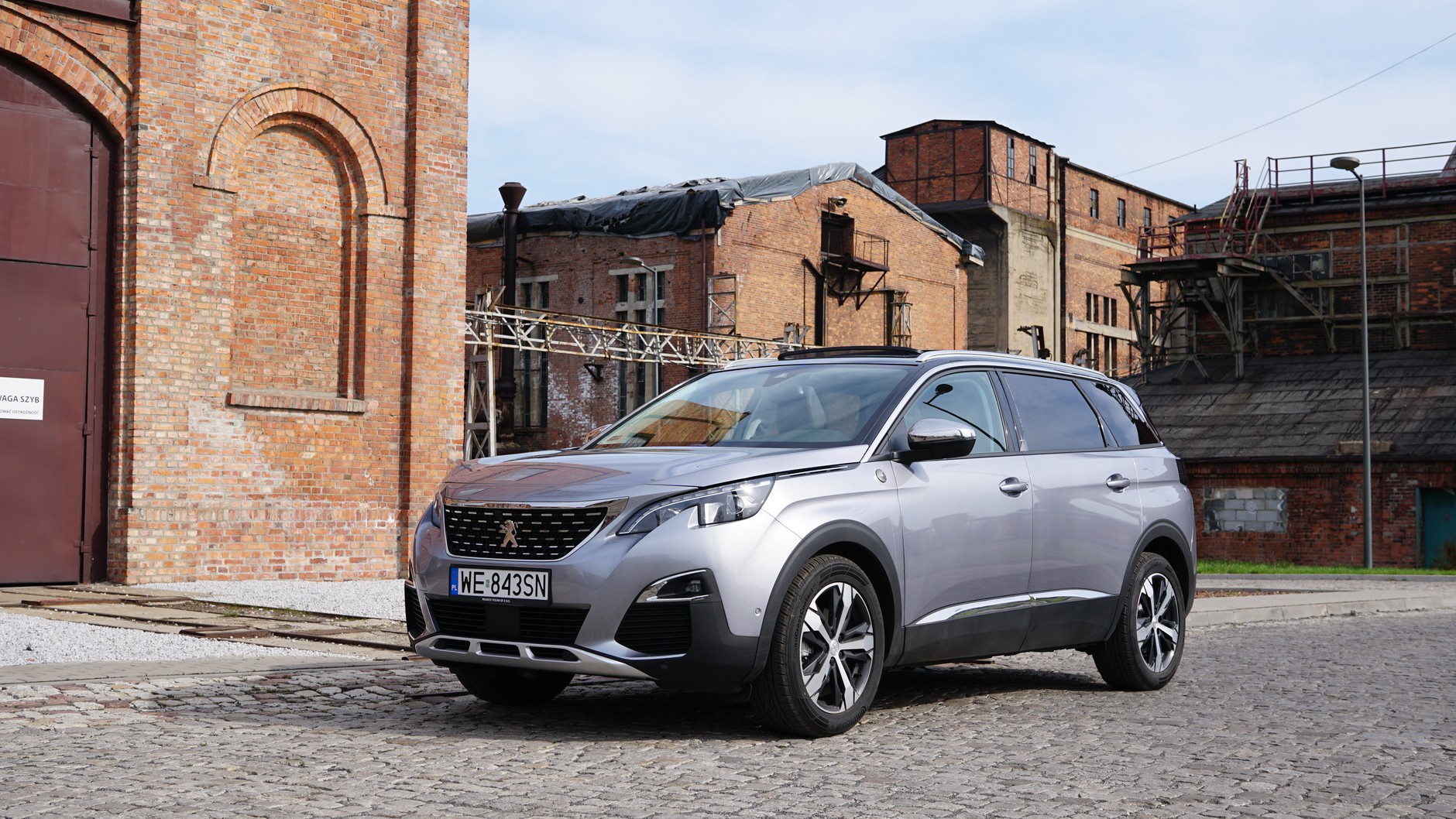 Peuegot 5008 Crossway