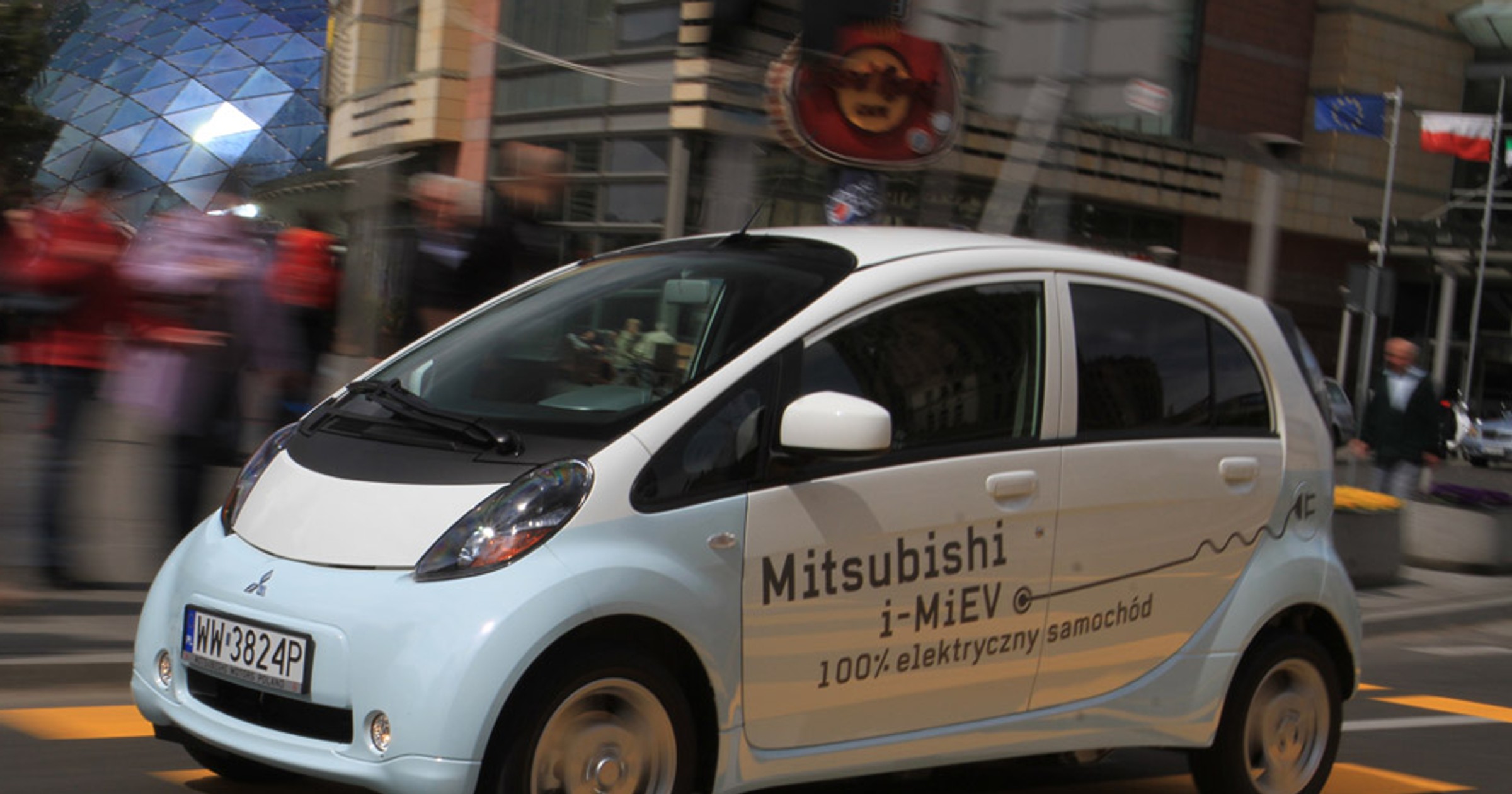 Mitsubishi i-MiEV: czyli, podróż w poszukiwaniu gniazdka