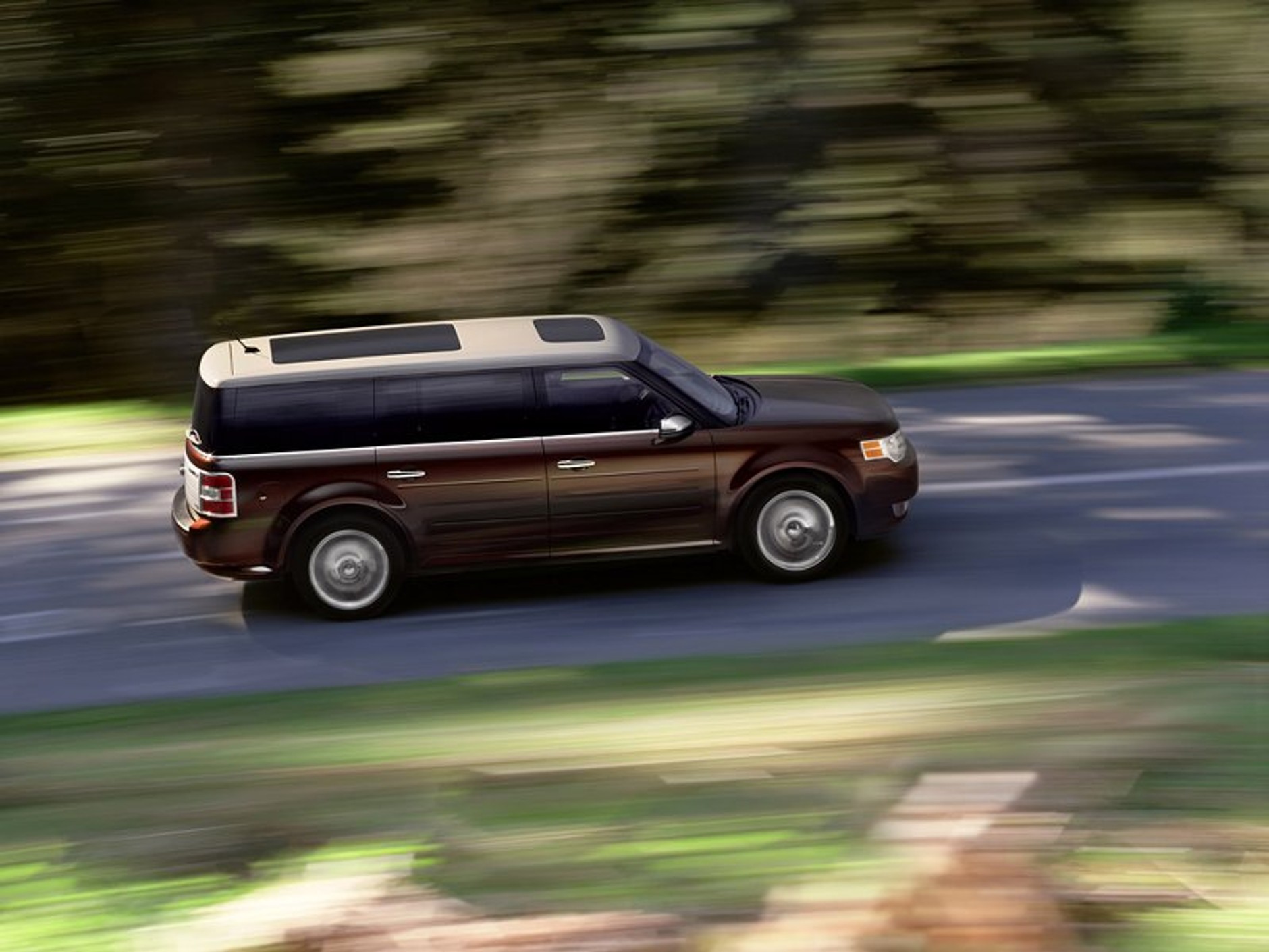 Pięciometrowy Ford Flex: crossover dla typowej amerykańskiej rodziny