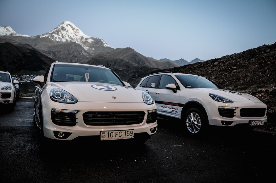 Porsche-Cayenne