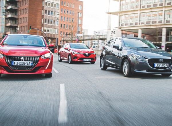 Peugeot 208, Renault Clio czy Mazda 2 - które miejskie auto wybrać?
