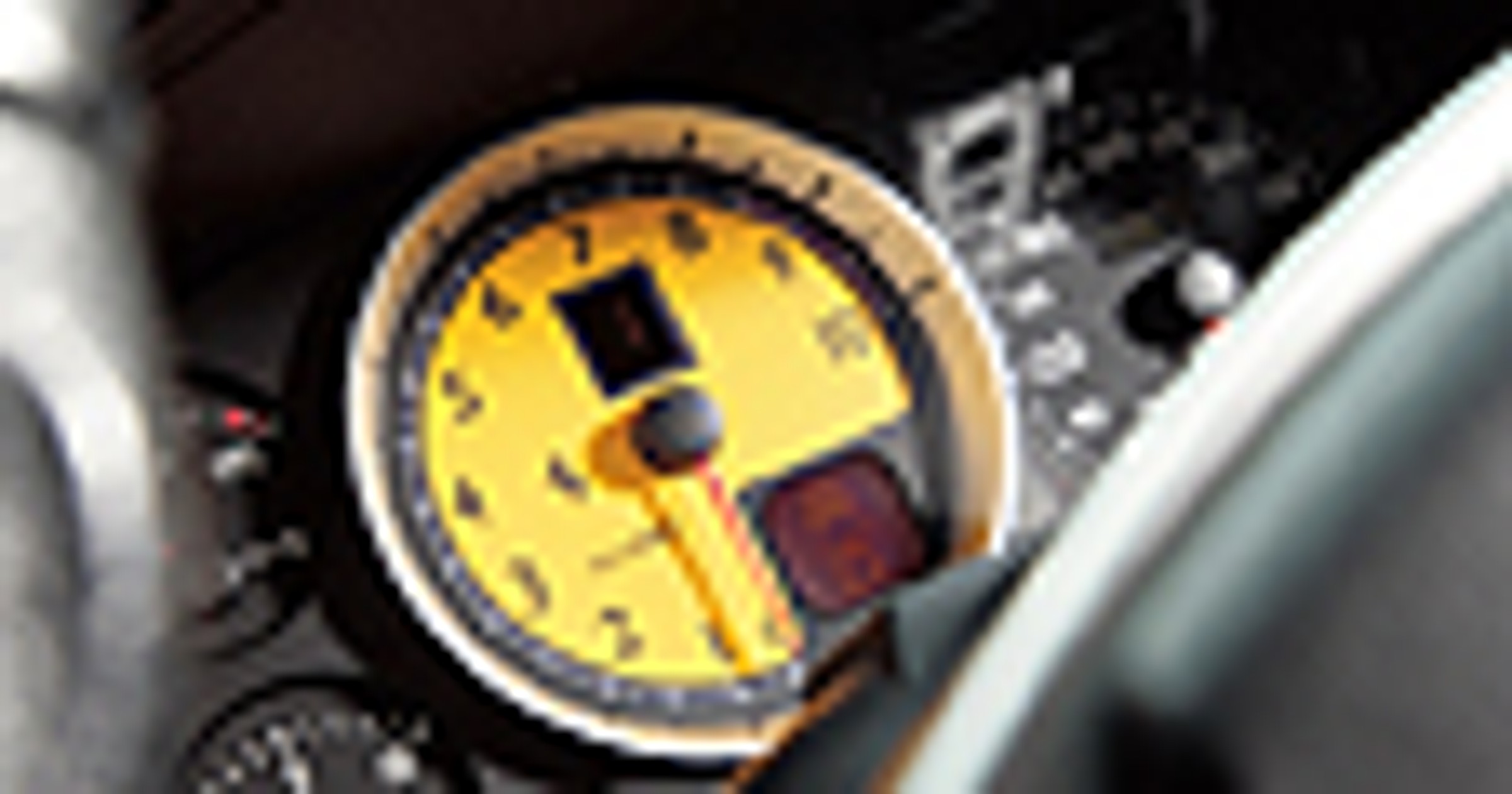 Ferrari - Z 2140 KM przez Fiorano