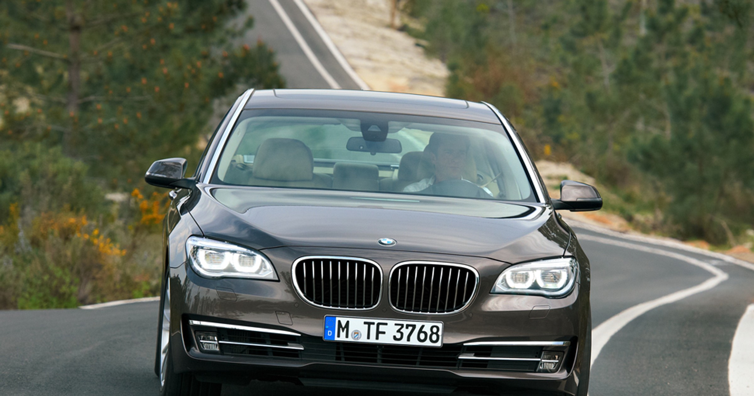 BMW serii 7 przeszło face lifting
