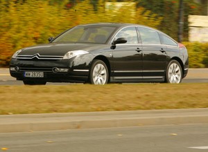 10-letnia limuzyna z mocnym dieslem - który samochód będzie najlepszym wyborem?