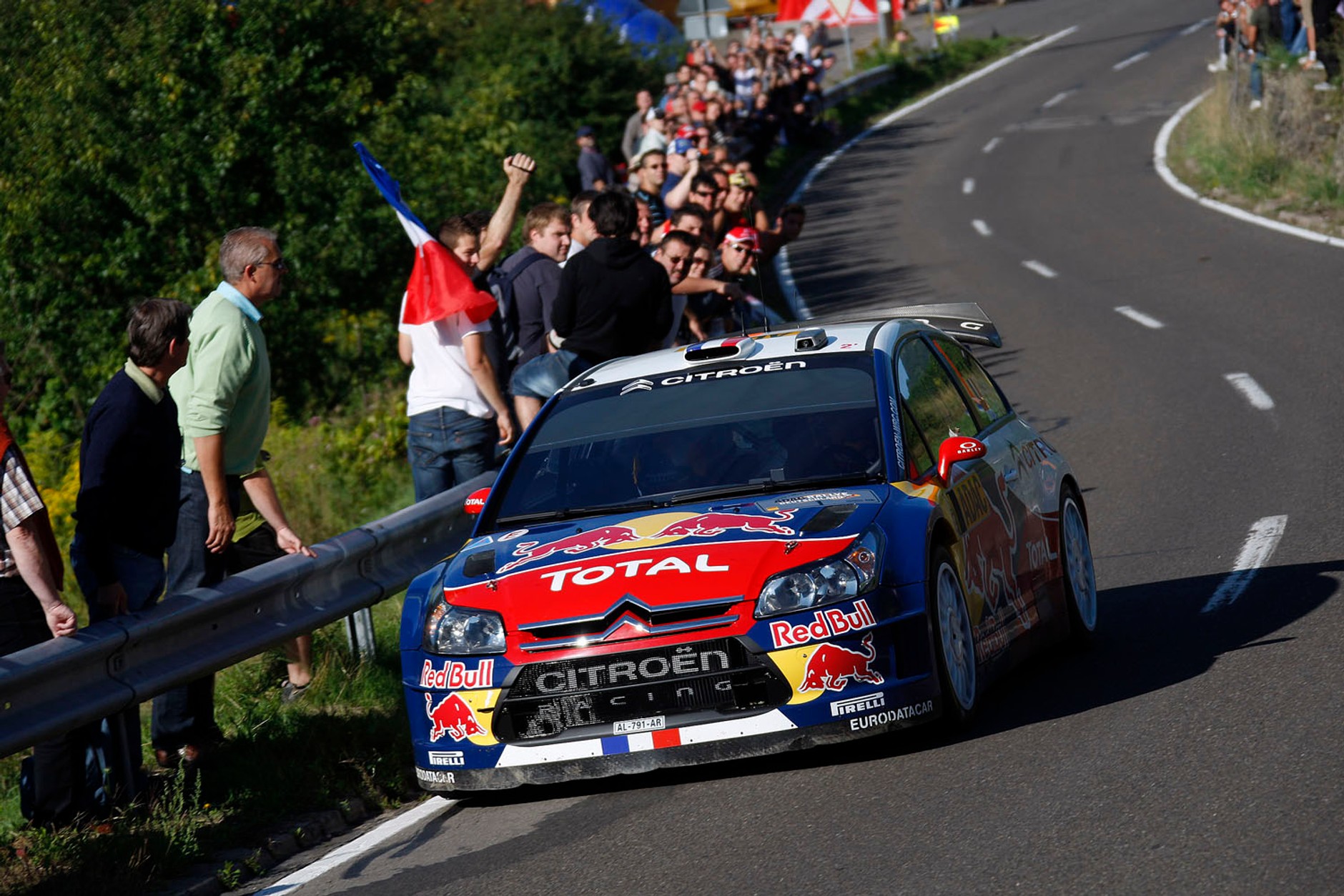 Rajd Niemiec 2010: Loeb liderem, Kościuszko na łące (1. etap, fot. Rallyworld©Willy Weyens)
