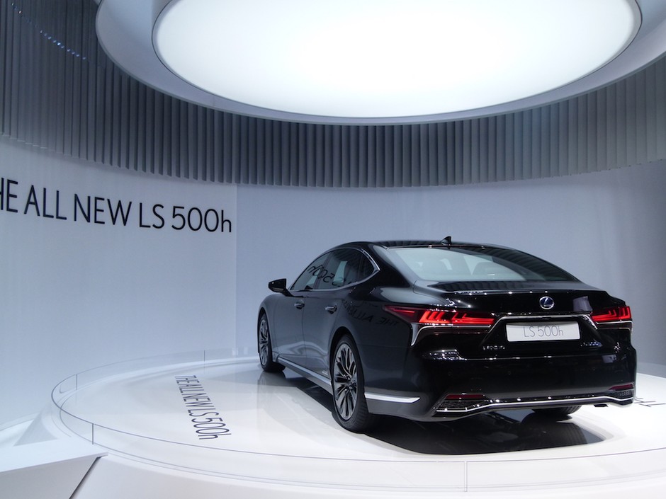 Lexus LS 500h