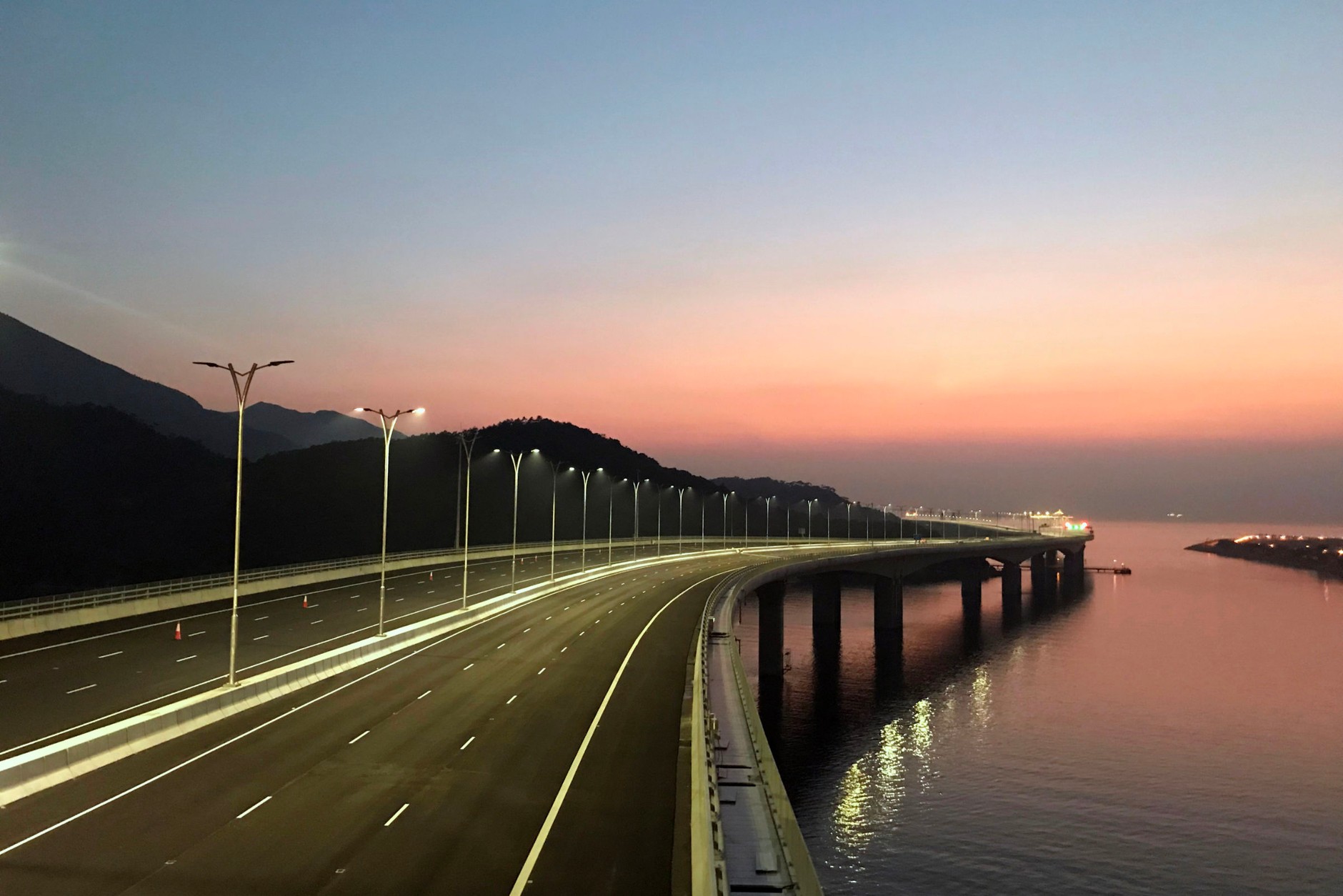 Chiński most Hong Kong - Zhuhai - Macao Bridge (HZMB)