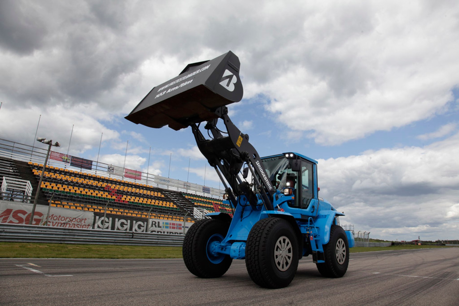 Najszybsza koparka na świecie