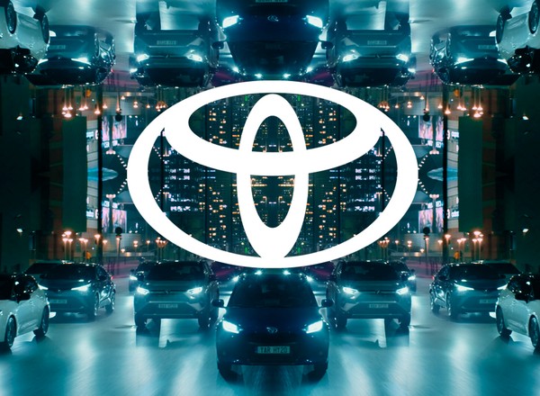 Nowe logo Toyoty, ale... nie na samochodach