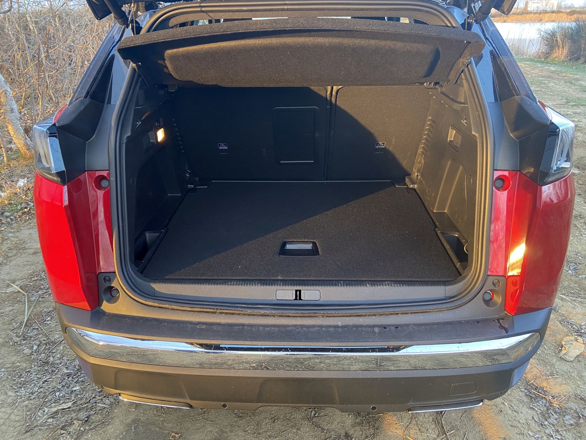 Peugeot 3008 GT pokazał kły - czyli, SUV widoczny w tłumie