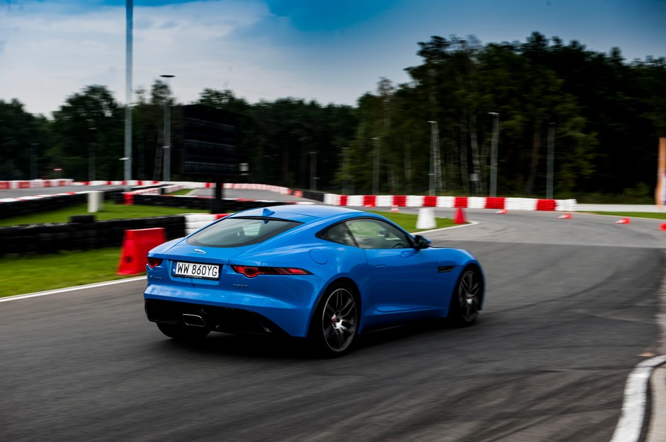 Jaguar F-Type i Porsche 718 Cayman