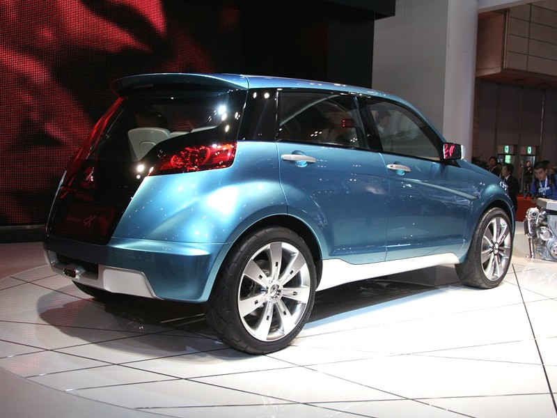 Tokio  : Mitsubishi Concept-cX – ekologiczny koncept SUV