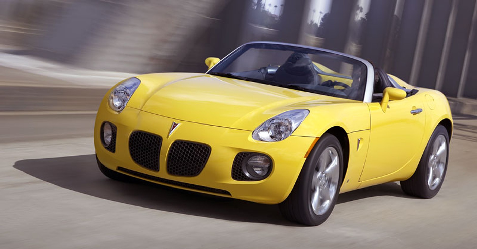 Pontiac Solstice i Saturn Sky: koniec wiatru we włosach (fotogaleria)