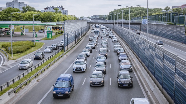 Ruch uliczny, Warszawa