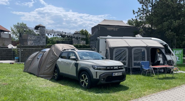 Przez pięć dni mieszkałem w Dacii Duster. Czy sprawdza się jako kamper?
