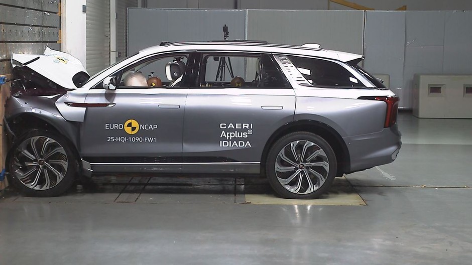 Crash test: Hongqi E-HS9 (2025)