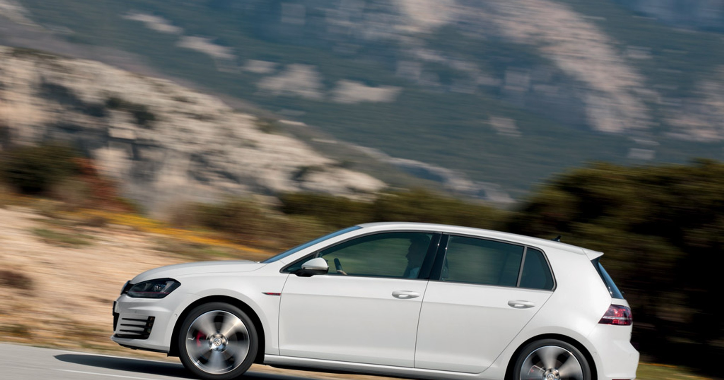 Jak jeździ VW Golf VII GTI?