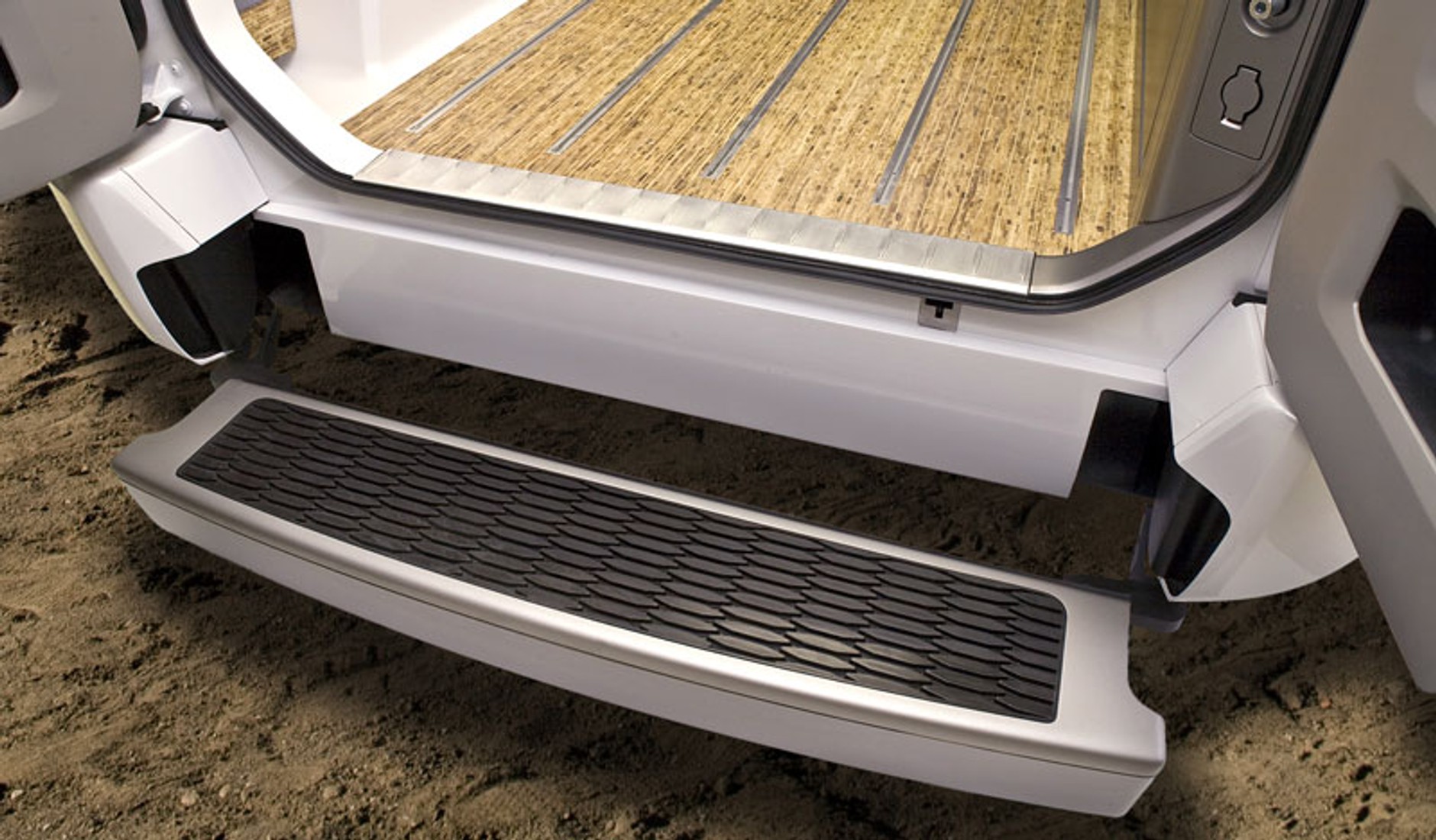 Nissan NV2500 Concept – nowe zdjęcia i bliższe informacje