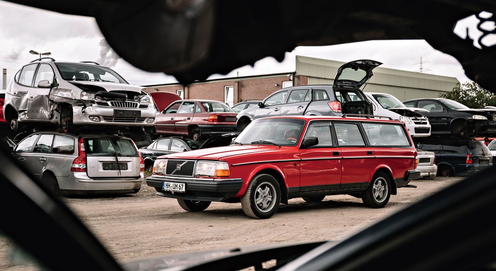 Volvo 240 - lata produkcji 1974-1992. Większość jego rówieśników już dawno została zapomniana.