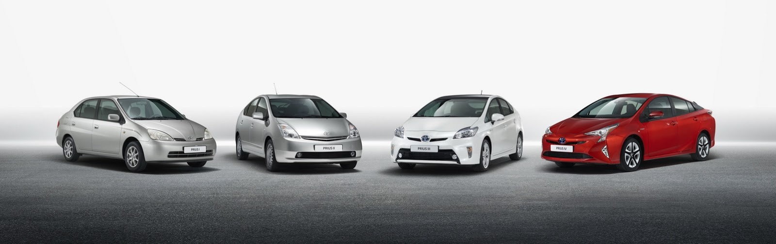 Frankfurt 2015: Toyota Prius – nowocześniejsza i kontrowersyjna