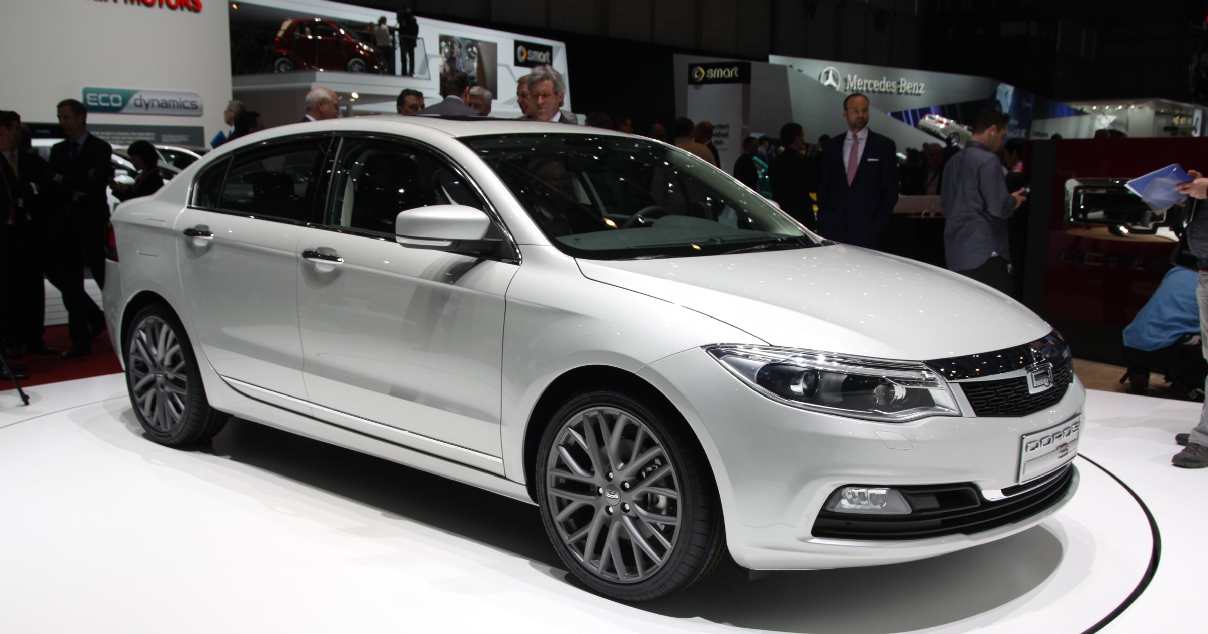 Qoros 3 Sedan (Genewa 2013)