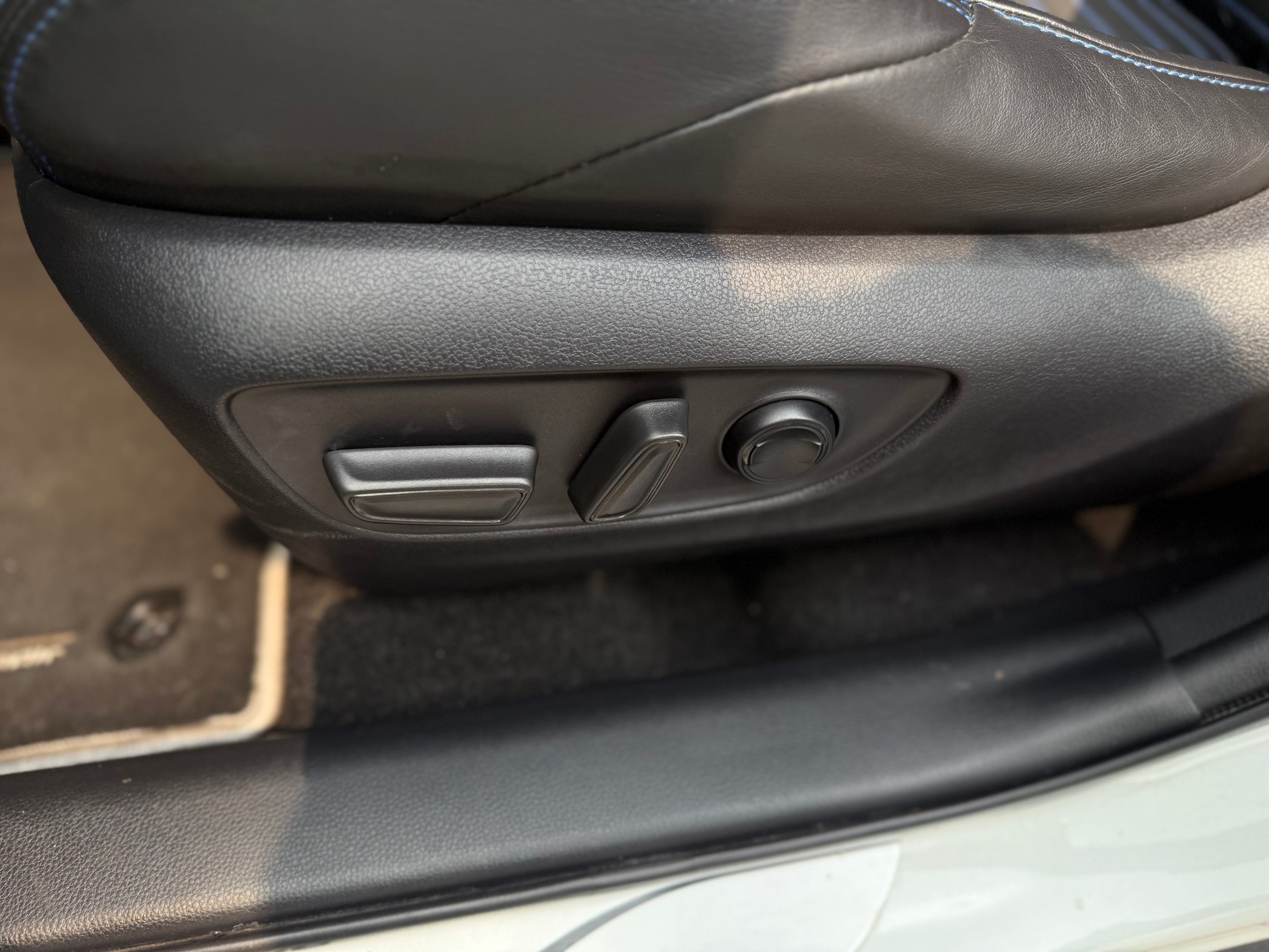 Toyota RAV4 sprowadzona z Włoch – rocznik 2019, przebieg 85 tys. km, cena 115 tys. zł