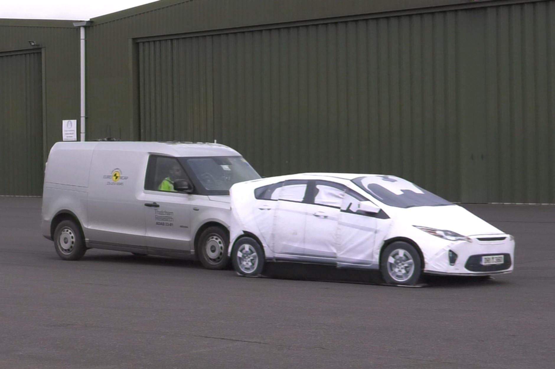 Badacze Euro NCAP zachwycili się dostawczakami